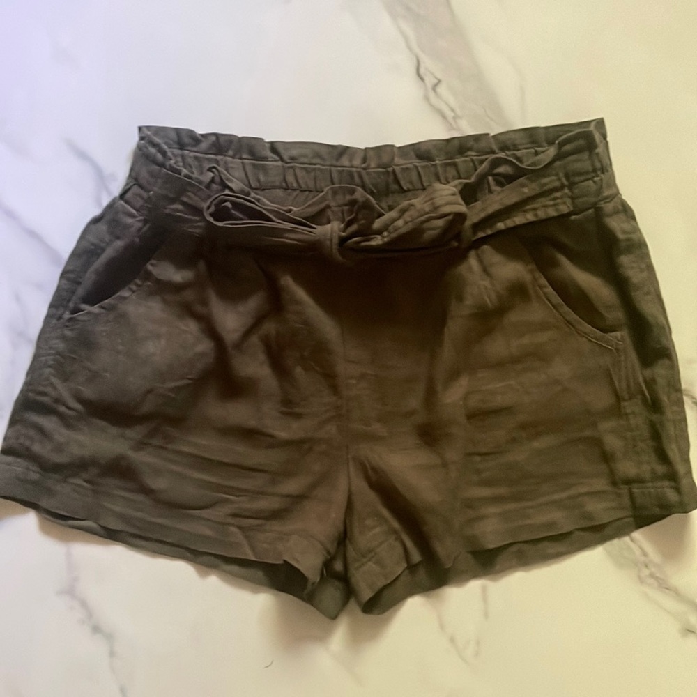 LIKE NEW- sage green medium shorts with a tie. Smoke-free house.